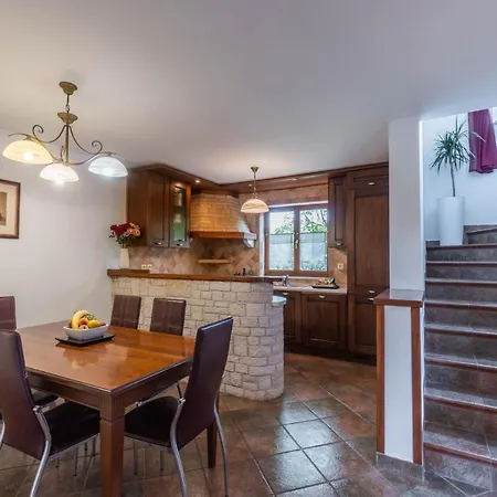 Family-friendly With Swimming Pool Krnica, Marcana - 7357 * קרניצה