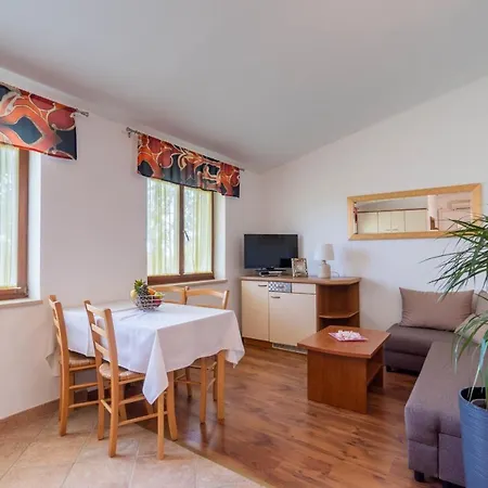 Family-friendly With Swimming Pool Krnica, Marcana - 7357 קרניצה